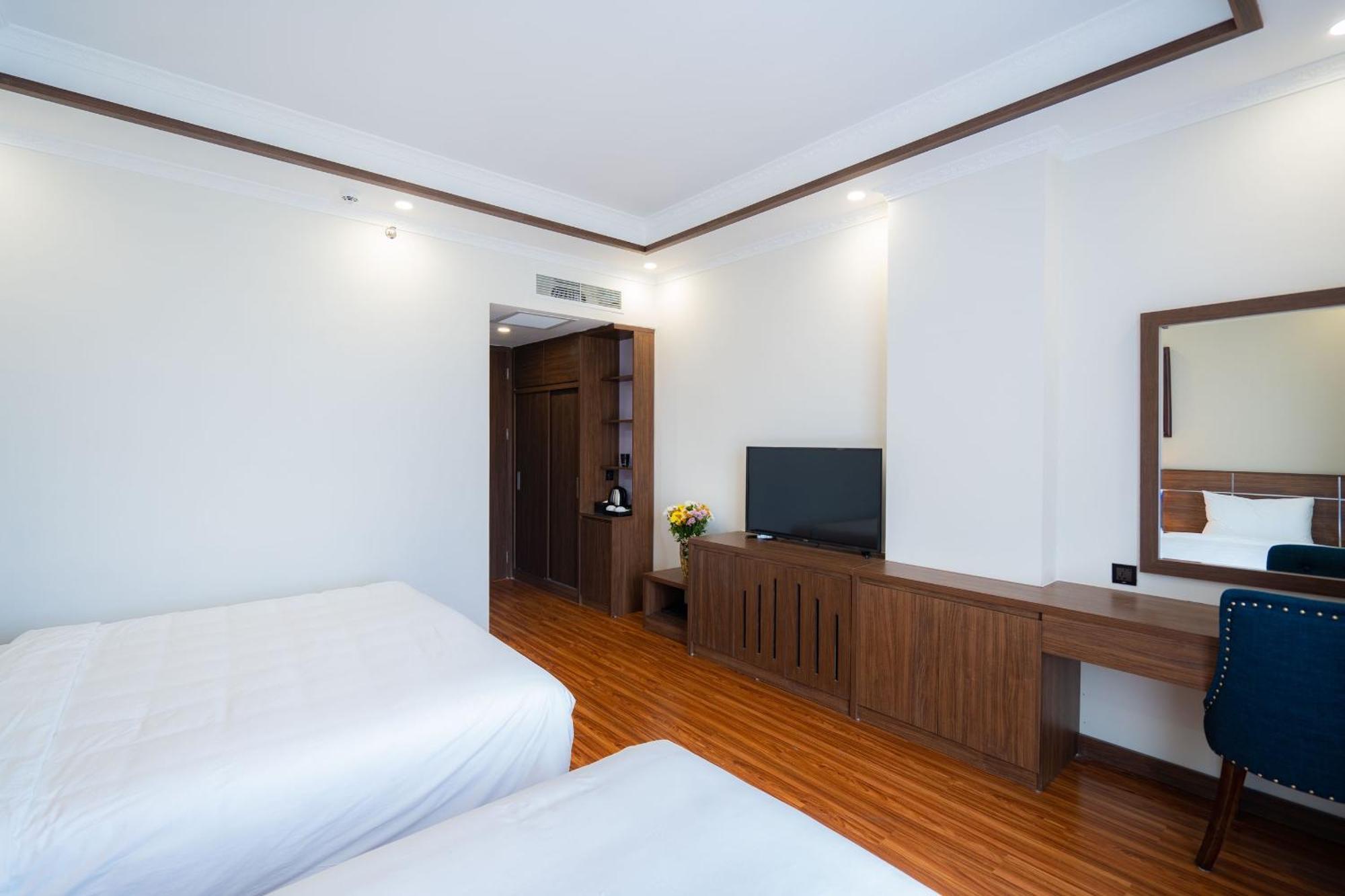 Xuan Thanh Luxury Hotel Халонг Екстер'єр фото