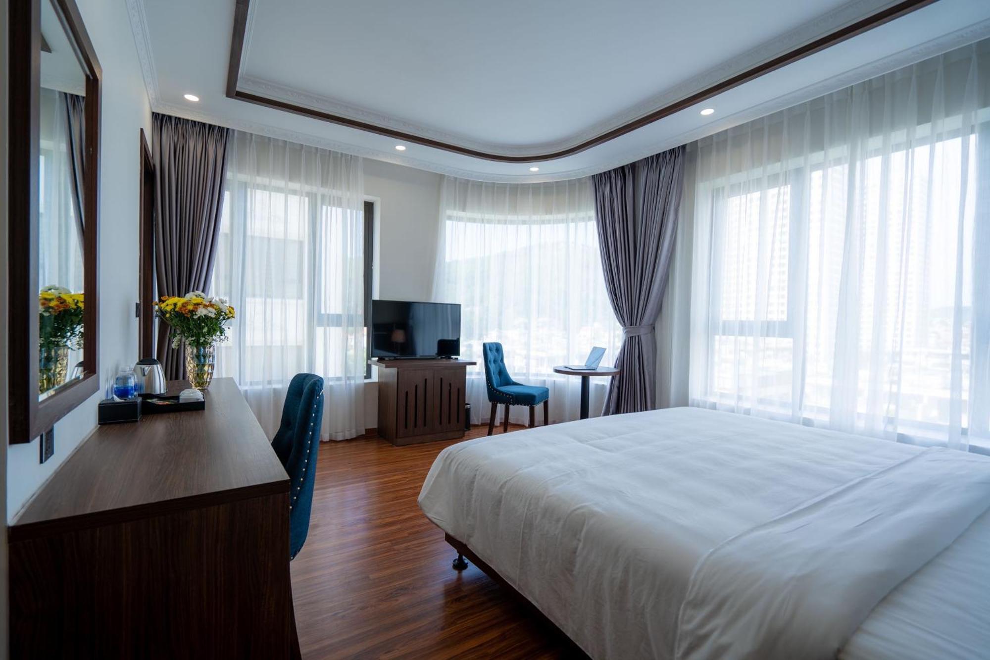 Xuan Thanh Luxury Hotel Халонг Екстер'єр фото